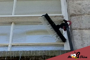 A cleaner window in Bedford